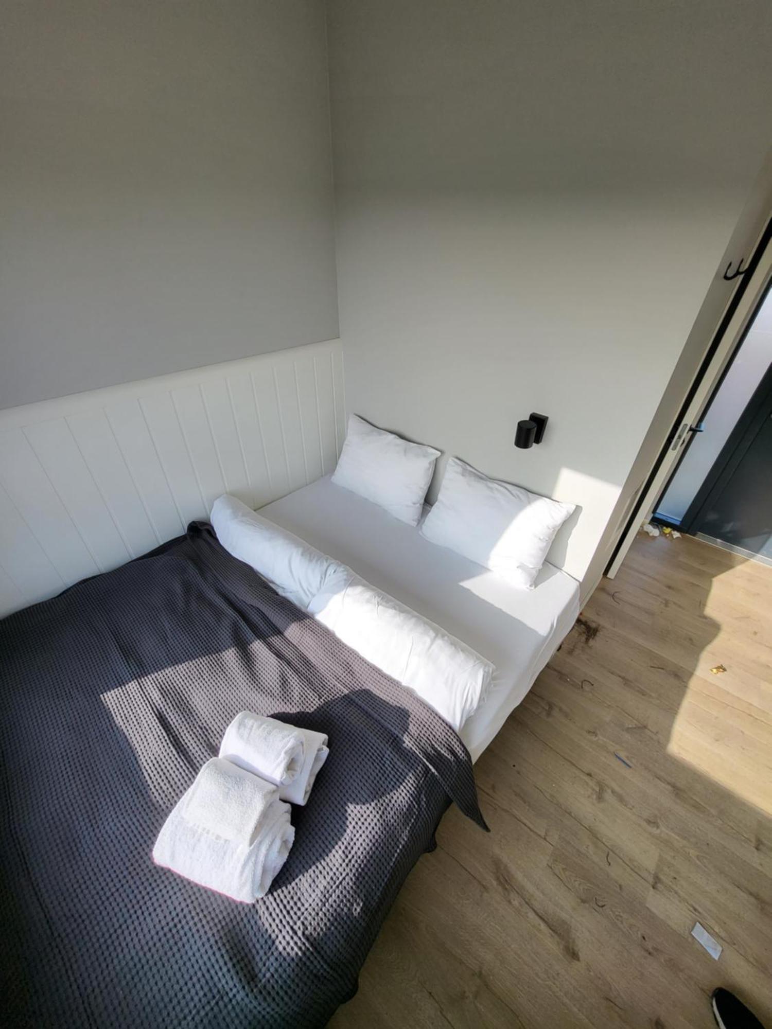 Landbrot Guesthouse Kirkjubaejarklaustur Bagian luar foto